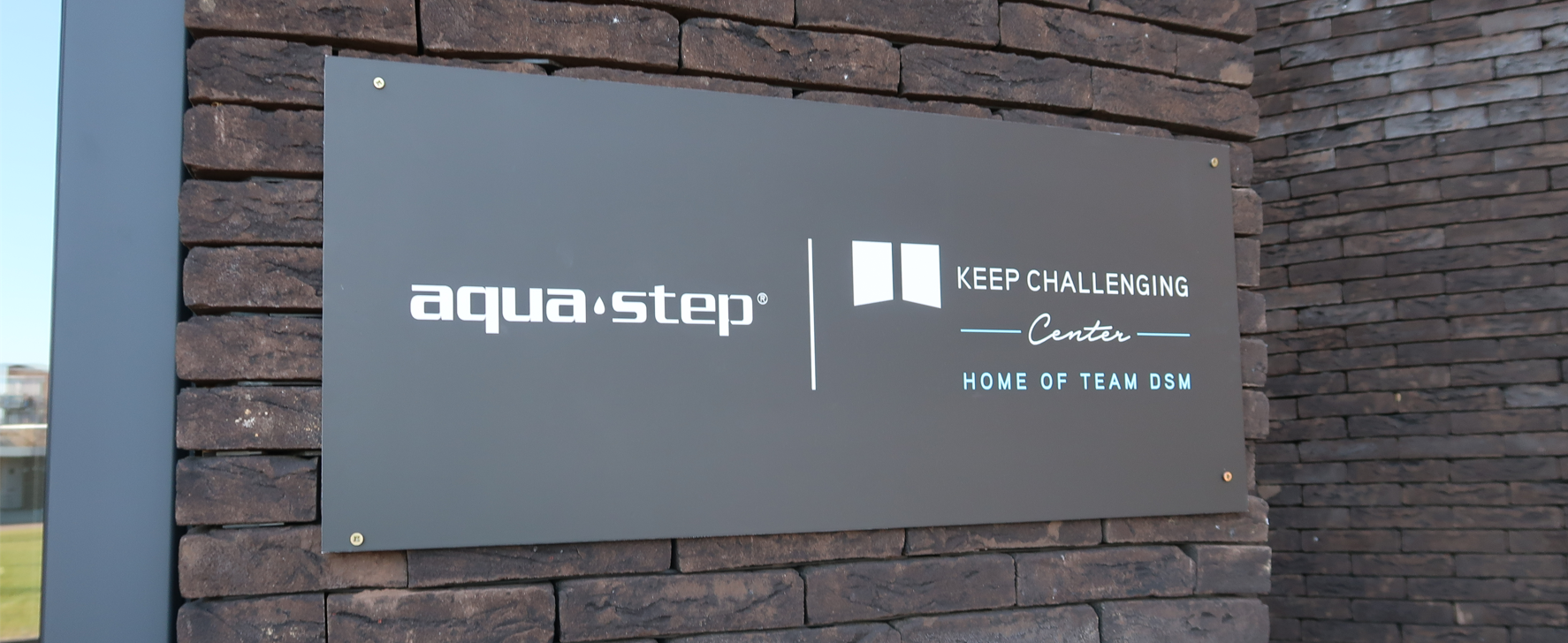 aqua-step keep challenging center